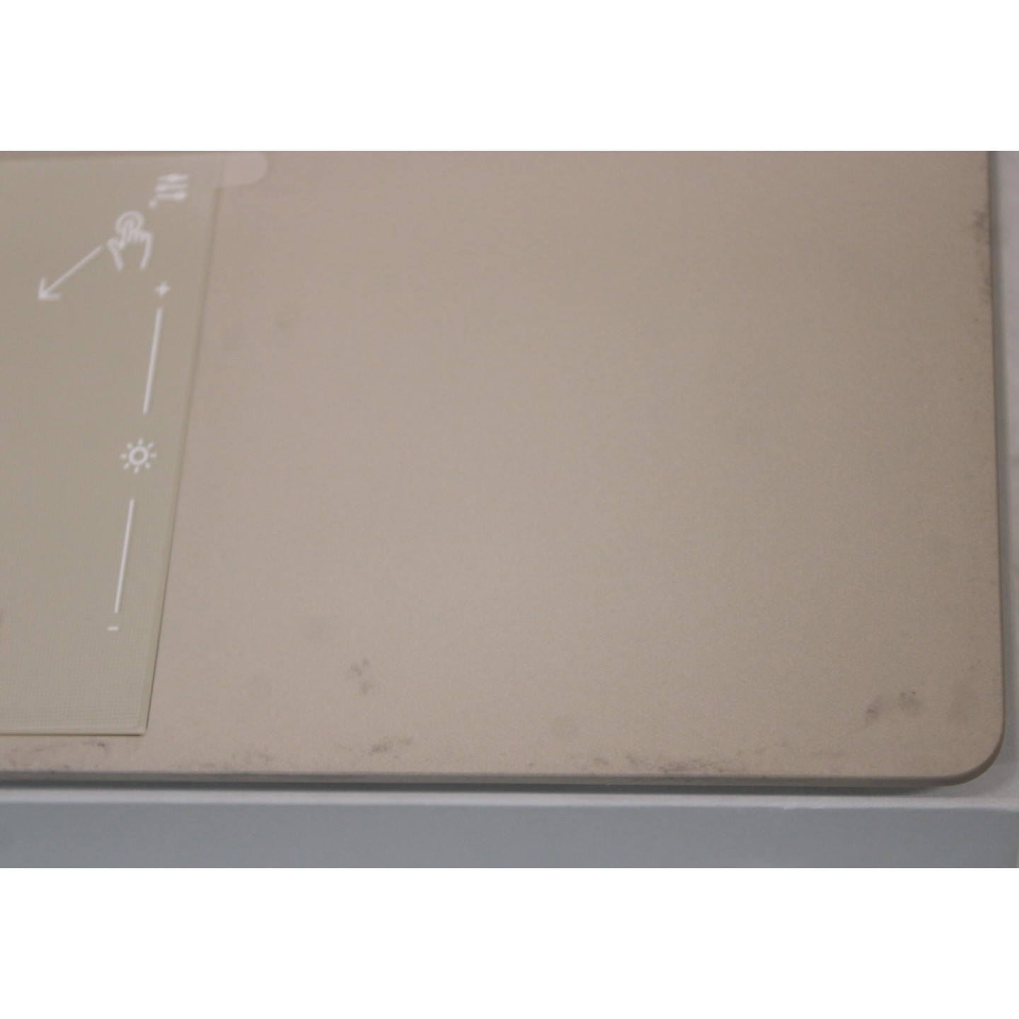 Outlet product photo