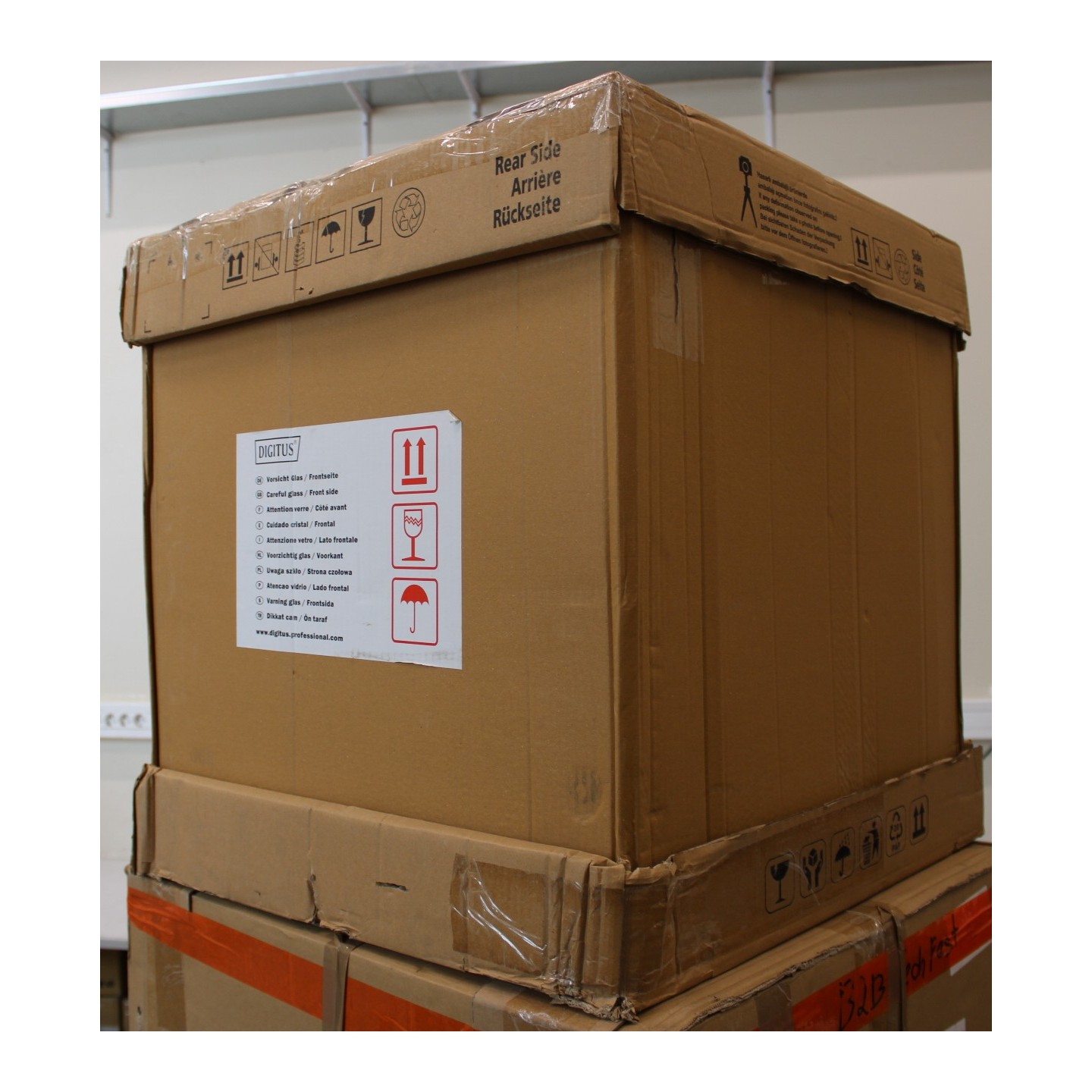 Outlet product photo