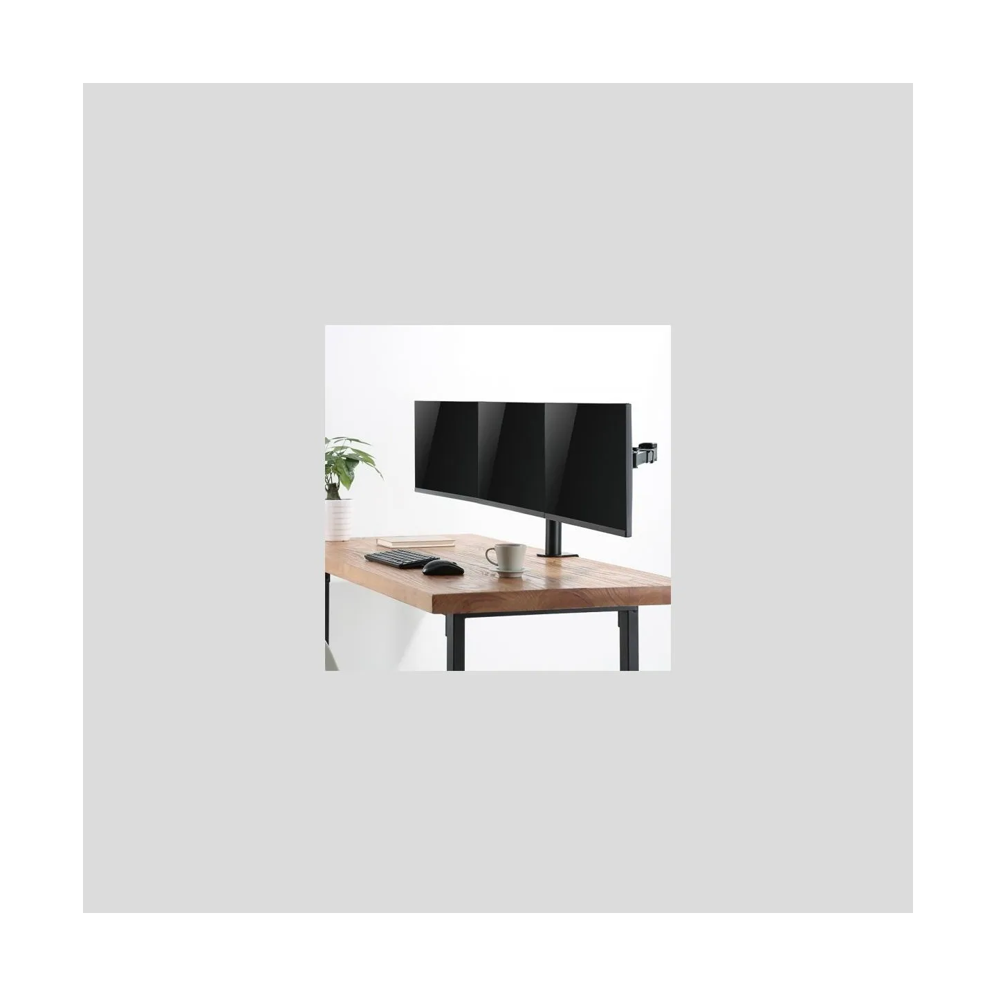 Logilink BP0107 Triple monitor mount
