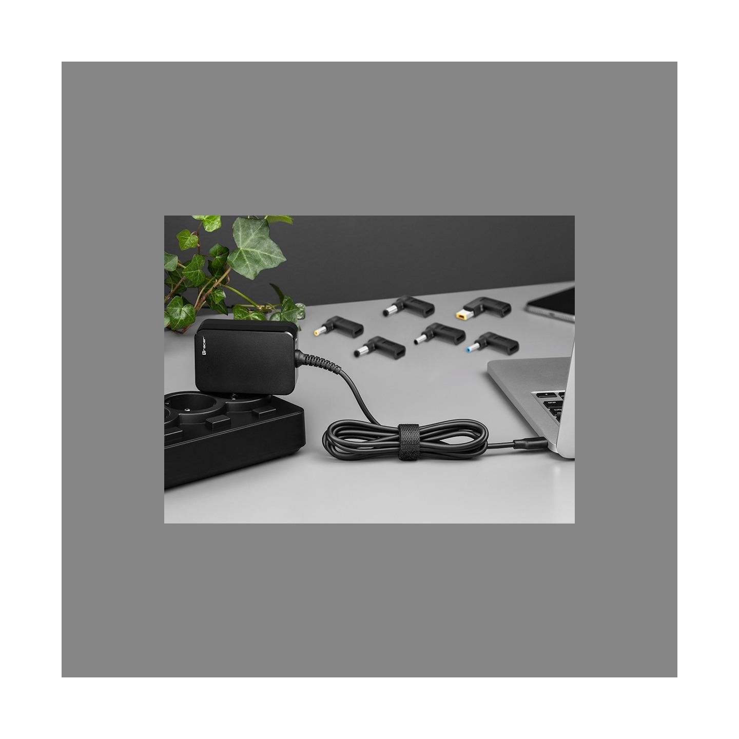 Tracer Prime 65W 7w1 Nb power supply