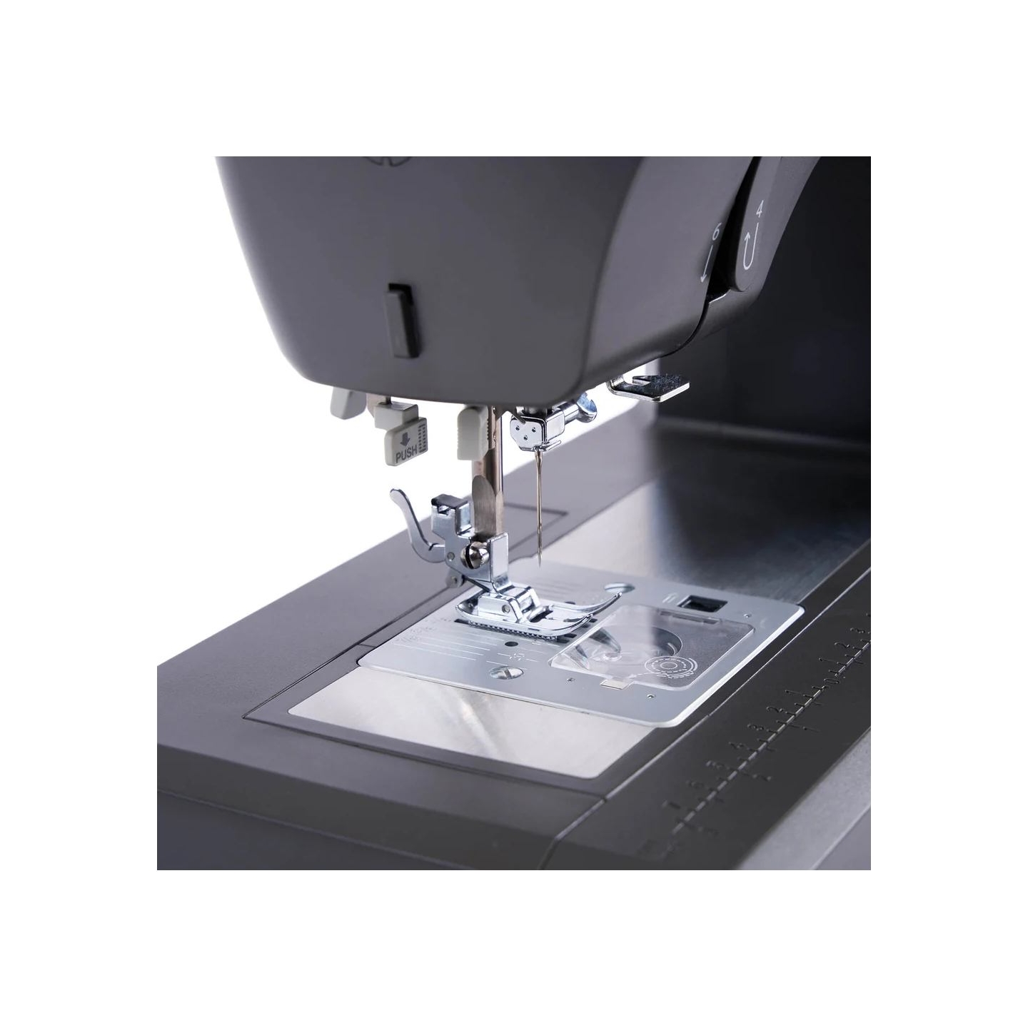 Singer Sewing Machine | 4532 Heavy Duty | Number of stitches 32 | Number of buttonholes 1 | Charcoal