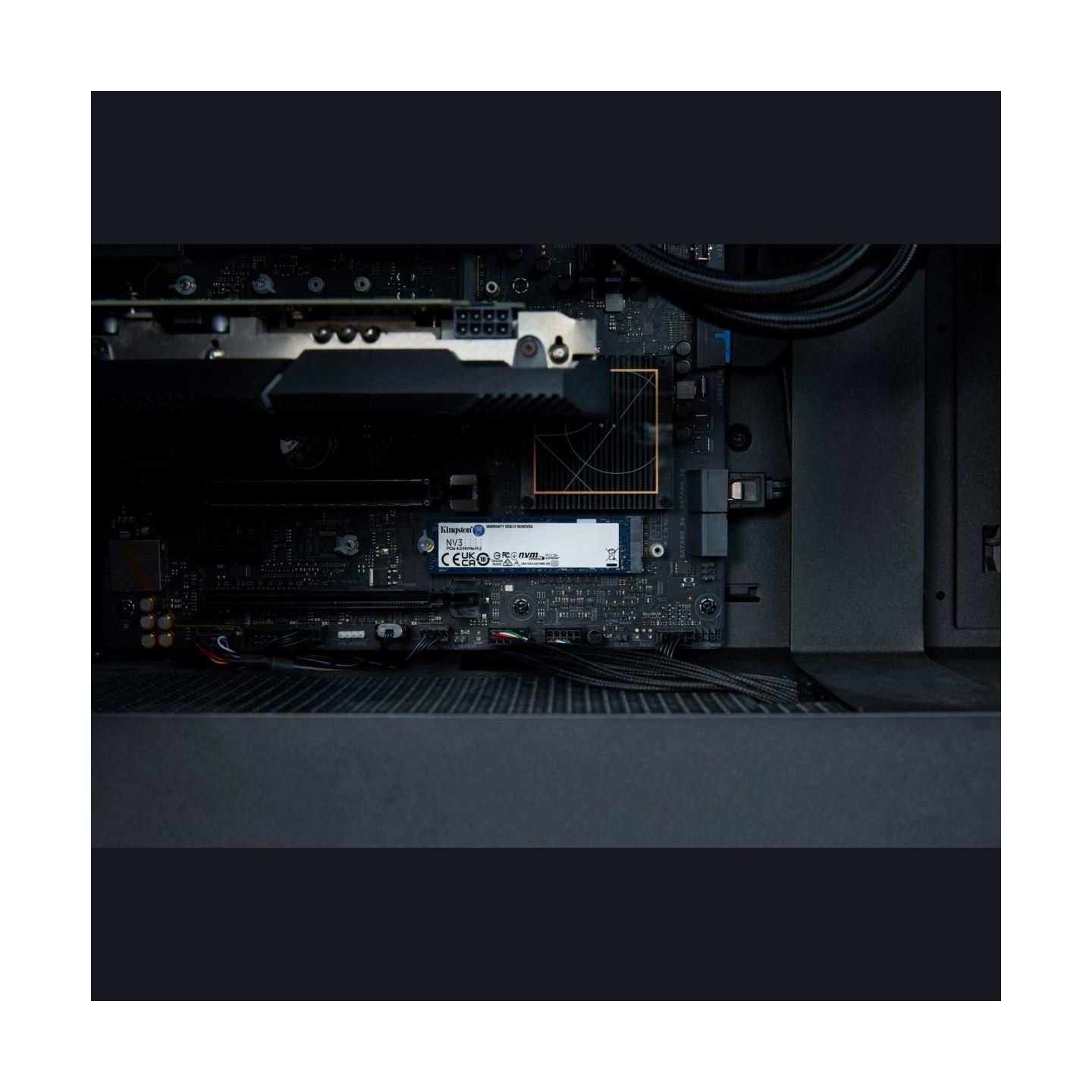 Kingston SSD | NV3 | 4000 GB | SSD form factor M.2 2280 | Solid-state drive interface PCIe 4.0 x4 NVMe | Read speed 6000 MB/s | 