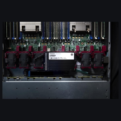 Kingston 7.68TB DC3000ME U.2 PCIe SSD