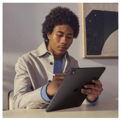 Apple iPad Pro 13 inches Wi-Fi 1TB Standard glass - Space Black