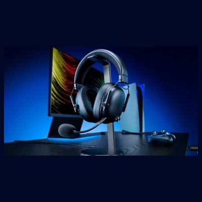 Razer | BlackShark V3 for PlayStation | Bluetooth | Over-Ear | Microphone | Black | Wireless