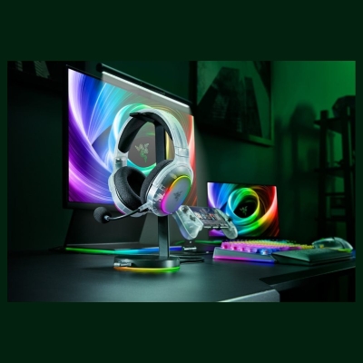 Razer Multi-Platform Gaming Headset | Barracuda X Chroma | Bluetooth | Over-Ear | Microphone | Phantom White Edition | Wireless