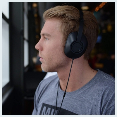 Koss | Headphones | UR23iK | Wired | On-Ear | Microphone | Black