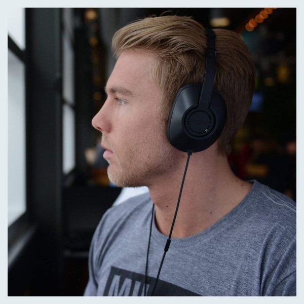 Koss | Headphones | UR23iK | Wired | On-Ear | Microphone | Black