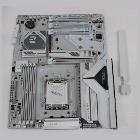 Gigabyte B850 EAGLE WF7 ICE | Processor family AMD | Processor socket AM5 | Number of SATA connectors 4 | USED, REFURBISHED, WIT