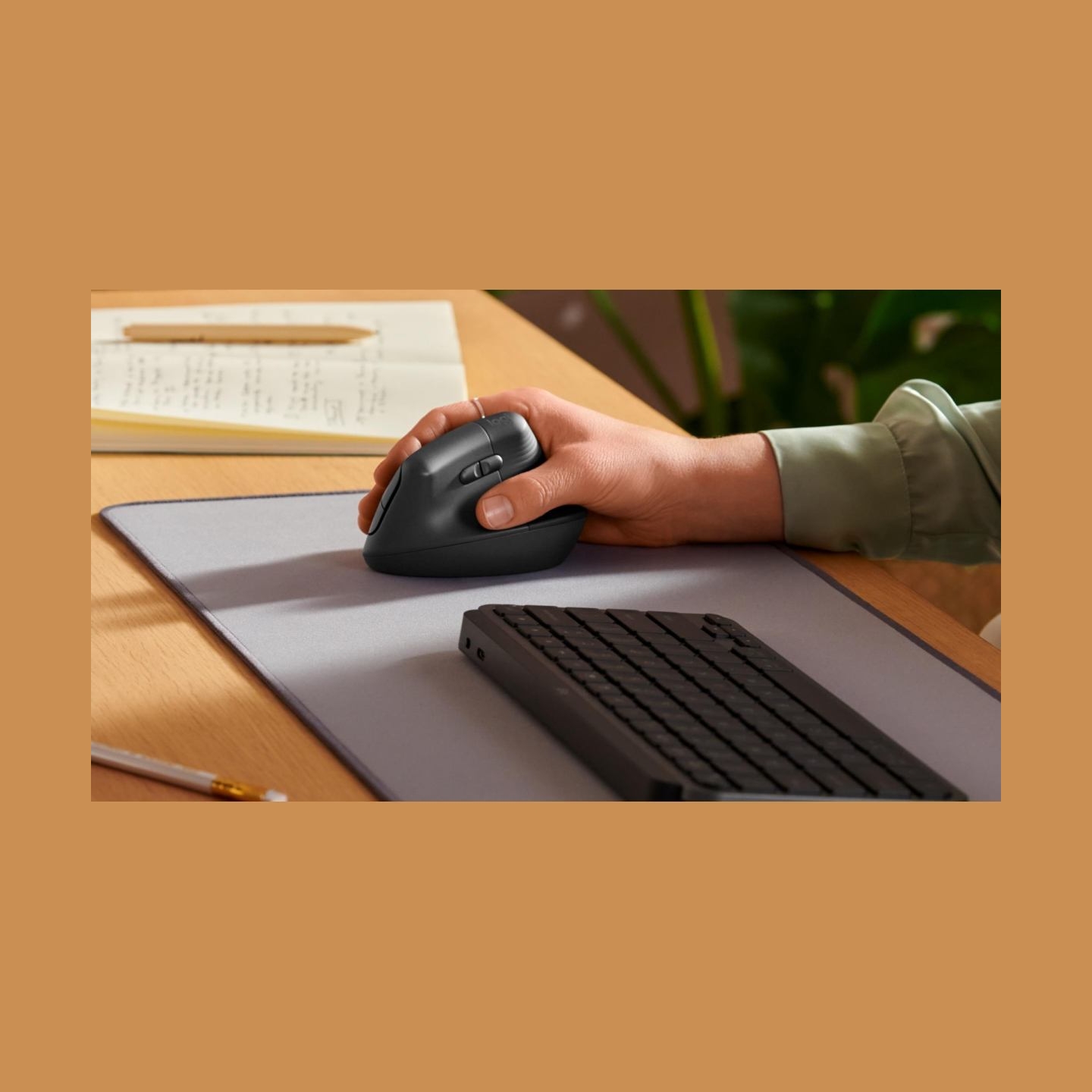 Logitech LOGI Lift Vertical Ergonomic Mouse