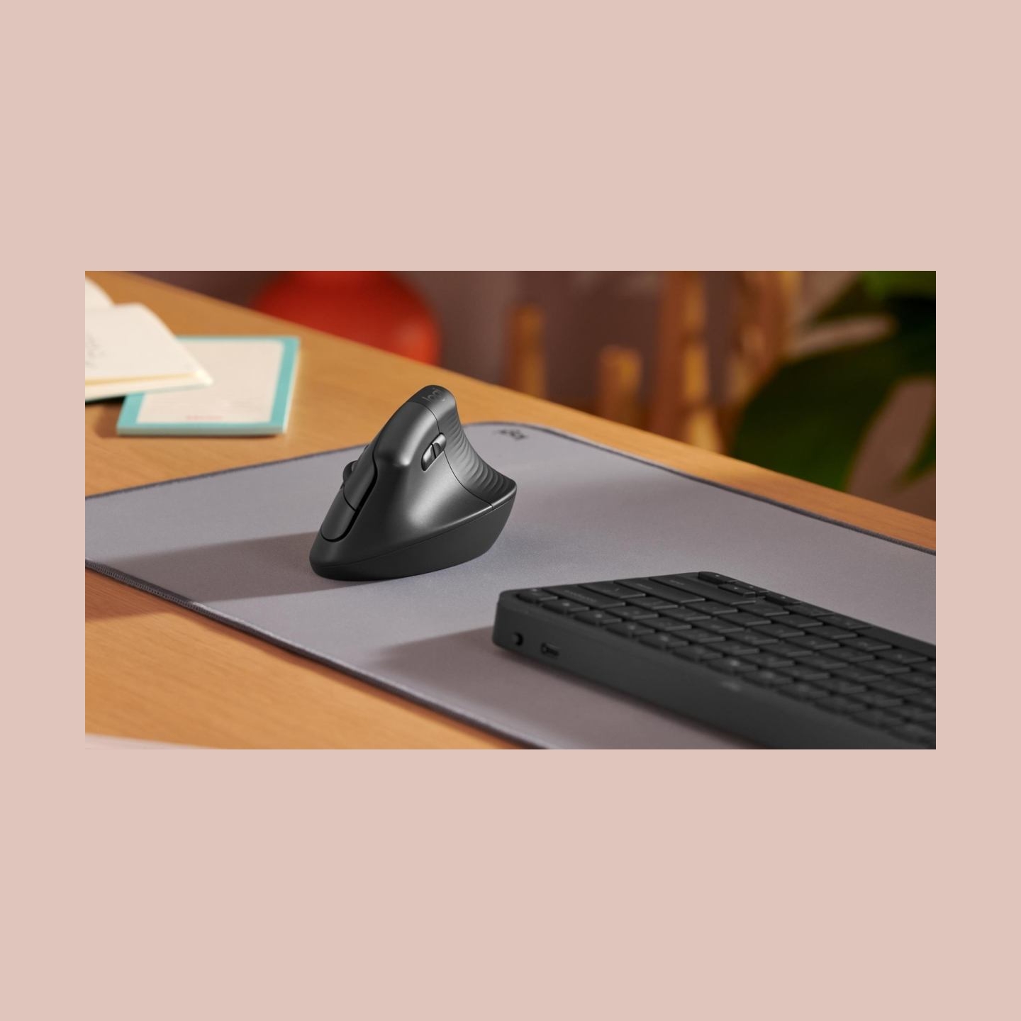 Logitech LOGI Lift Vertical Ergonomic Mouse