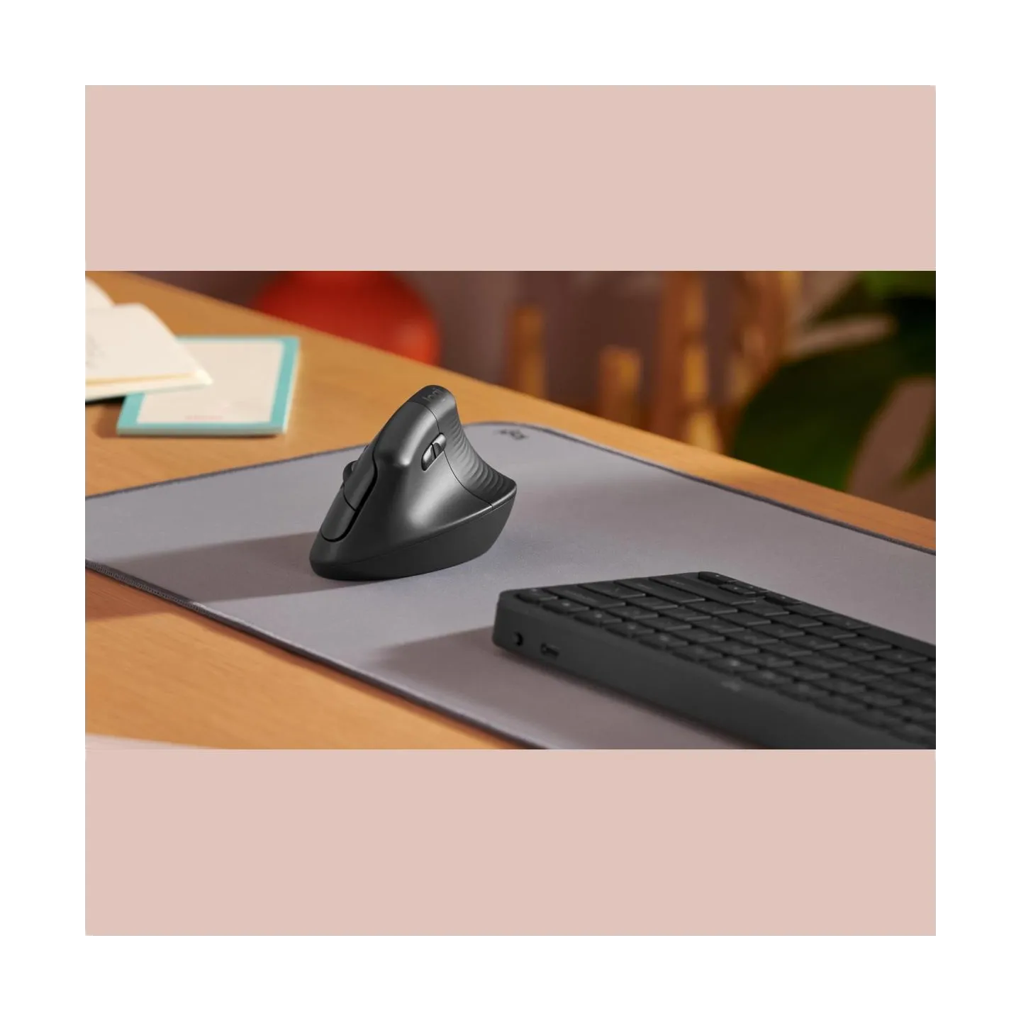 Logitech LOGI Lift Vertical Ergonomic Mouse