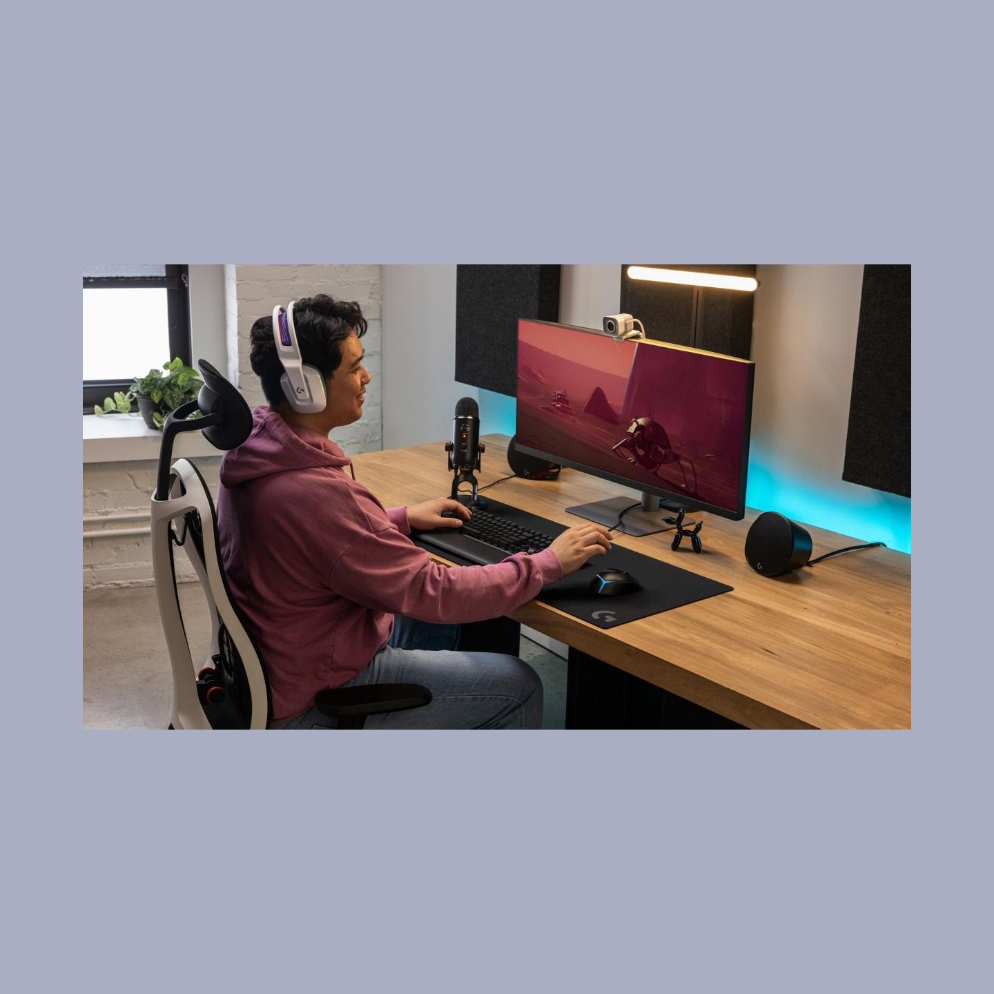 Logitech G502 X PLUS LIGHTSPEED RGB Wireless Gaming Mouse - BLACK/PREMIUM - EER2