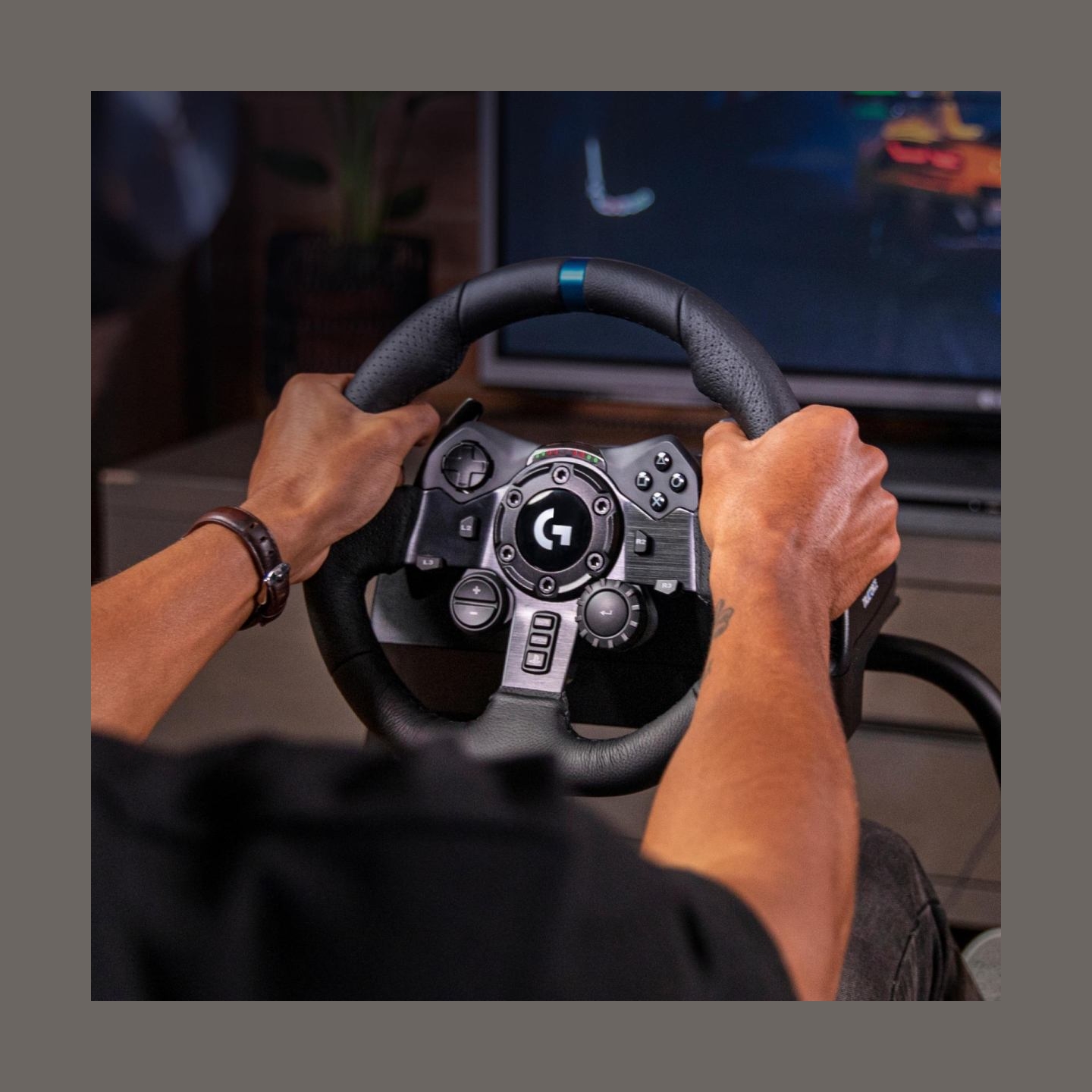 Logitech G923 Racing Wheel and Pedals - PC/PS - BLACK - USB