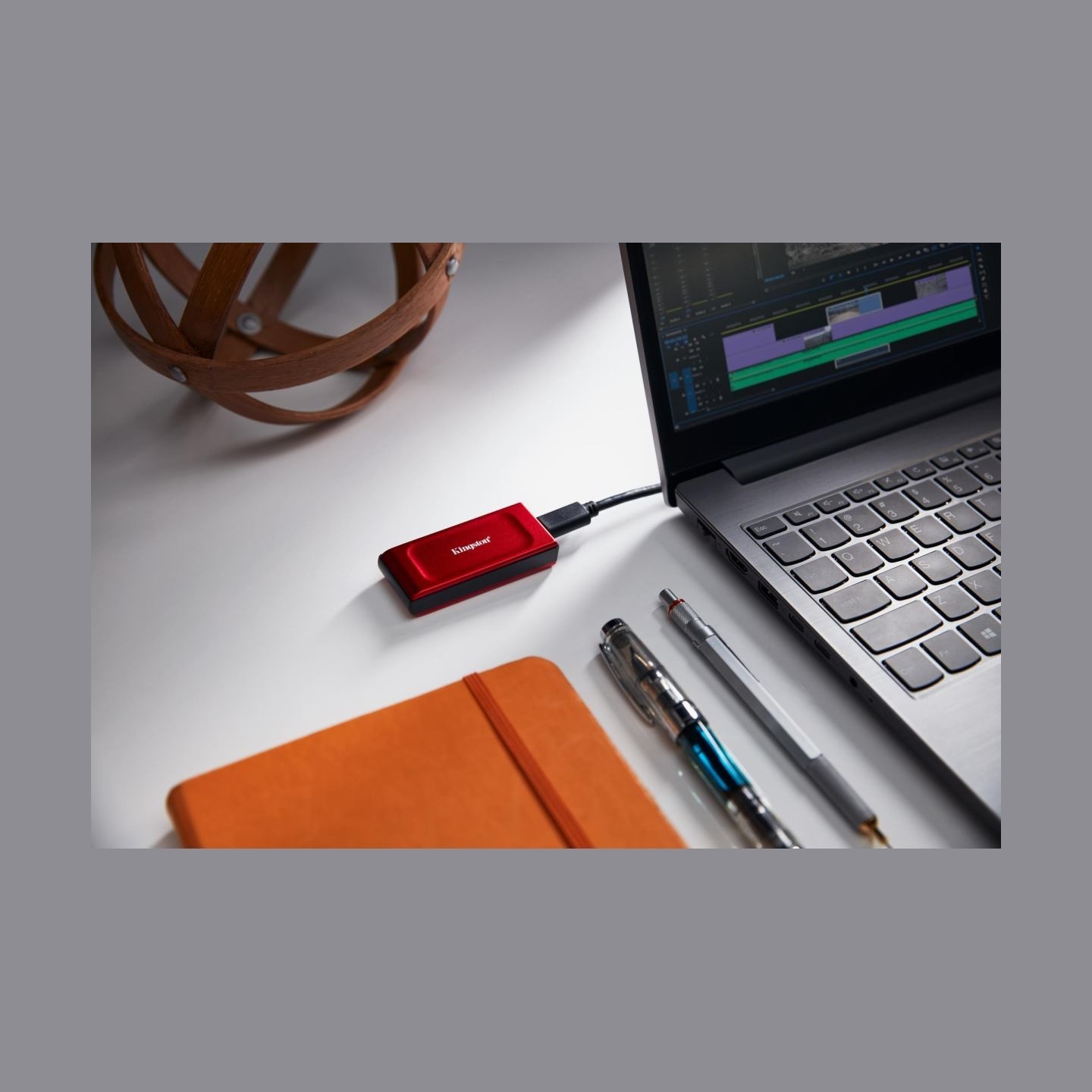 Kingston XS1000 2TB SSD Pocket-Sized USB