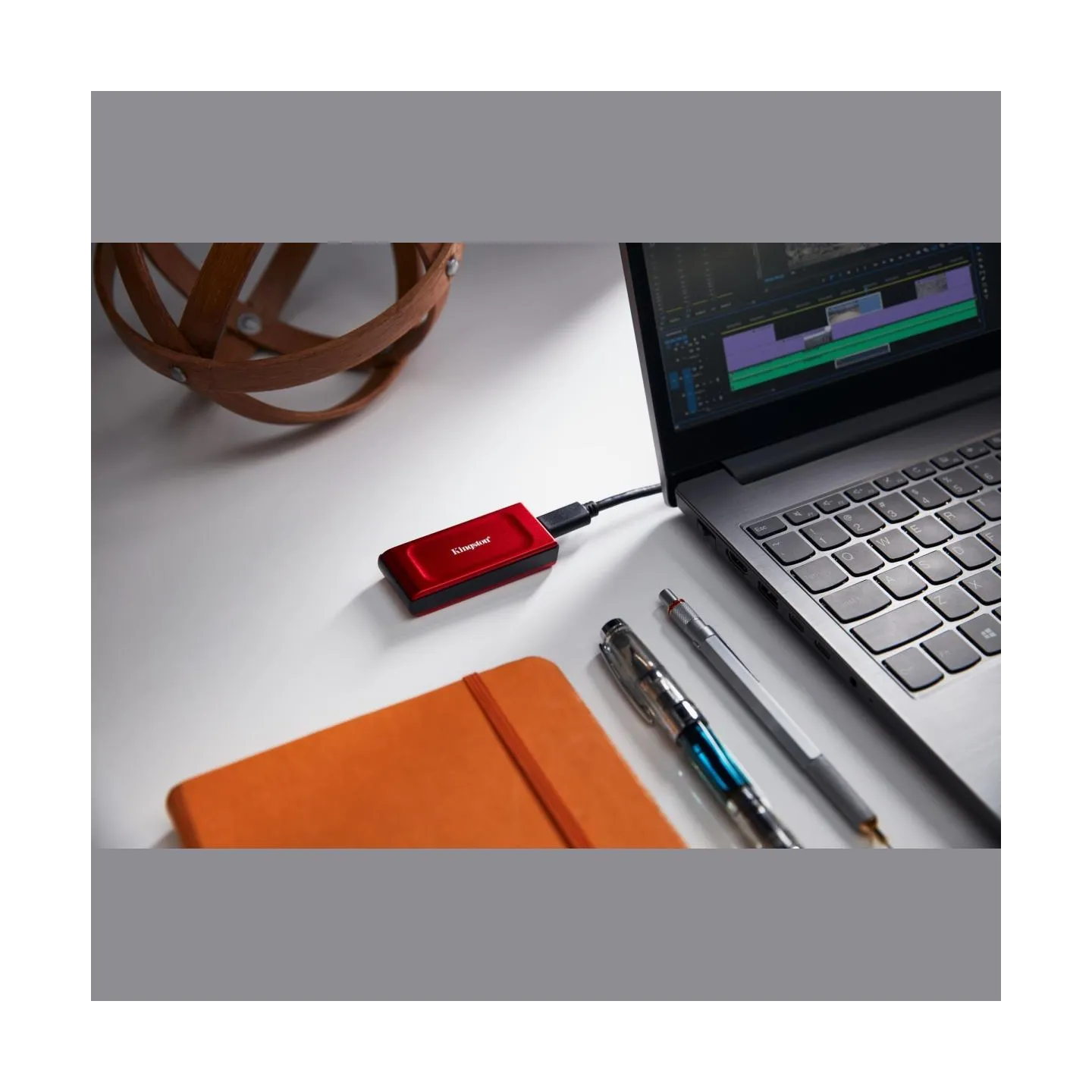 Kingston XS1000 2TB SSD Pocket-Sized USB