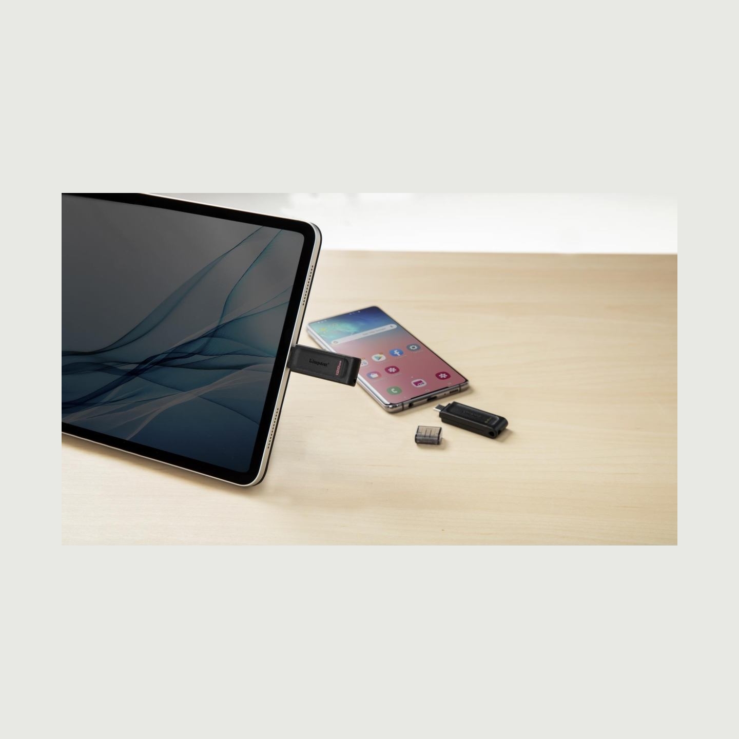 Kingston 128GB USB-C 3.2 Gen1 DT 70