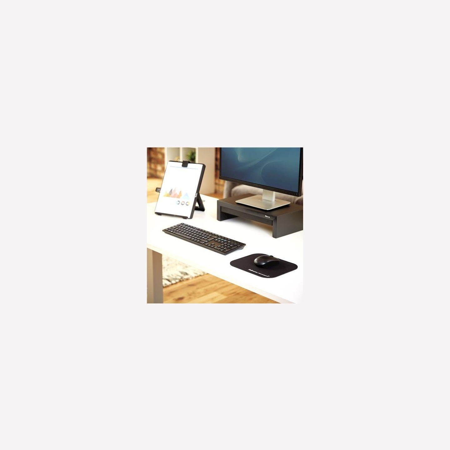 Fellowes MOUSE PAD MICROBAN/BLACK 5933907 FELLOWES