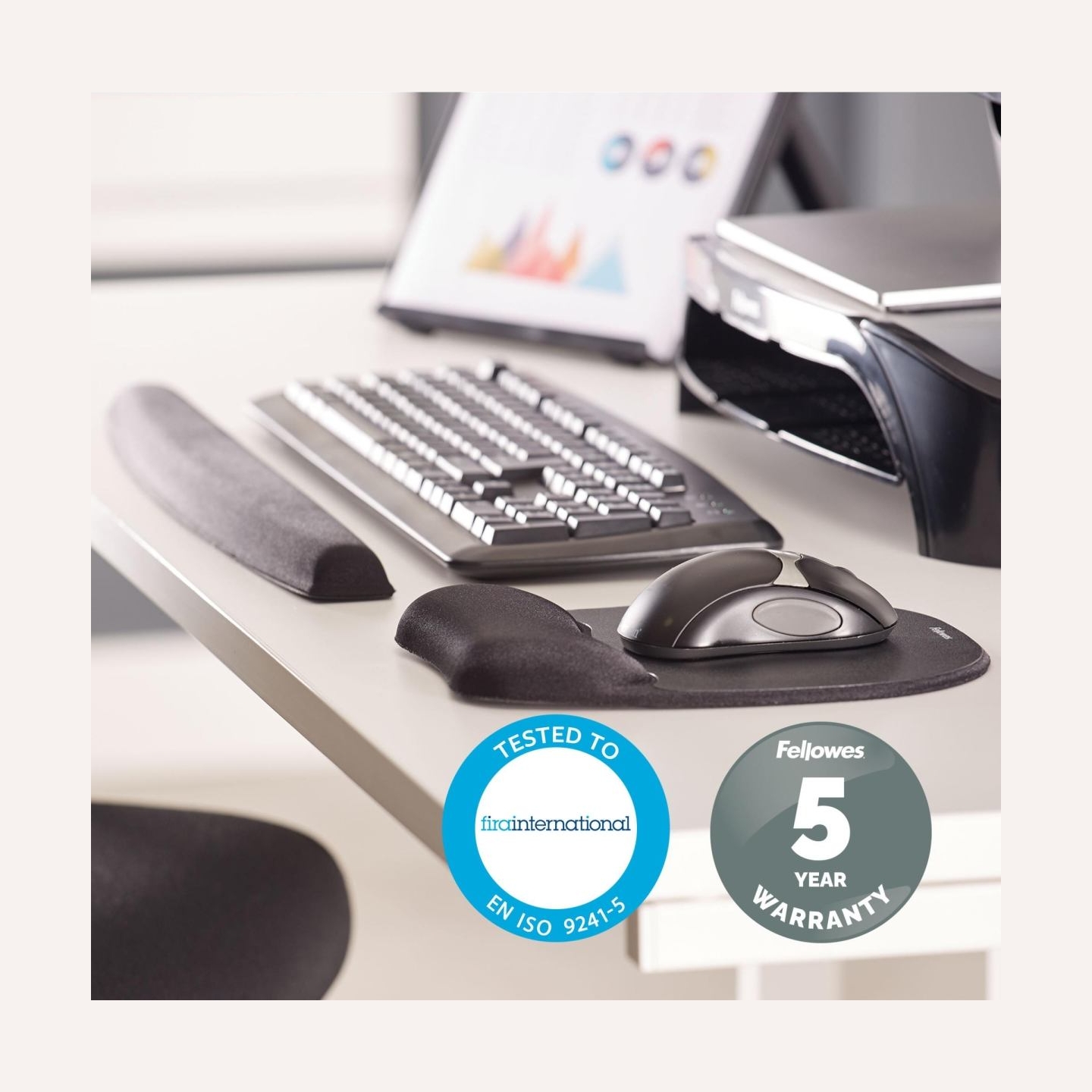 Fellowes | Mouse pad with wrist pillow | 202 x 235 x 25.4 mm | Black