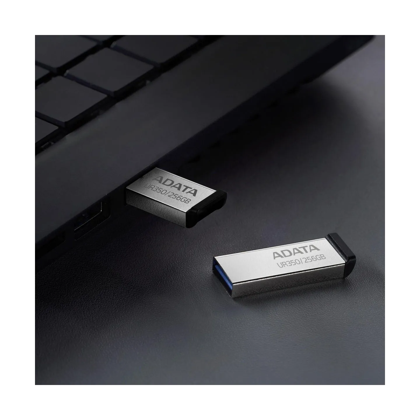 A-Data MEMORY DRIVE FLASH USB3.2 256G/UR350-256G-RSR/BK ADATA