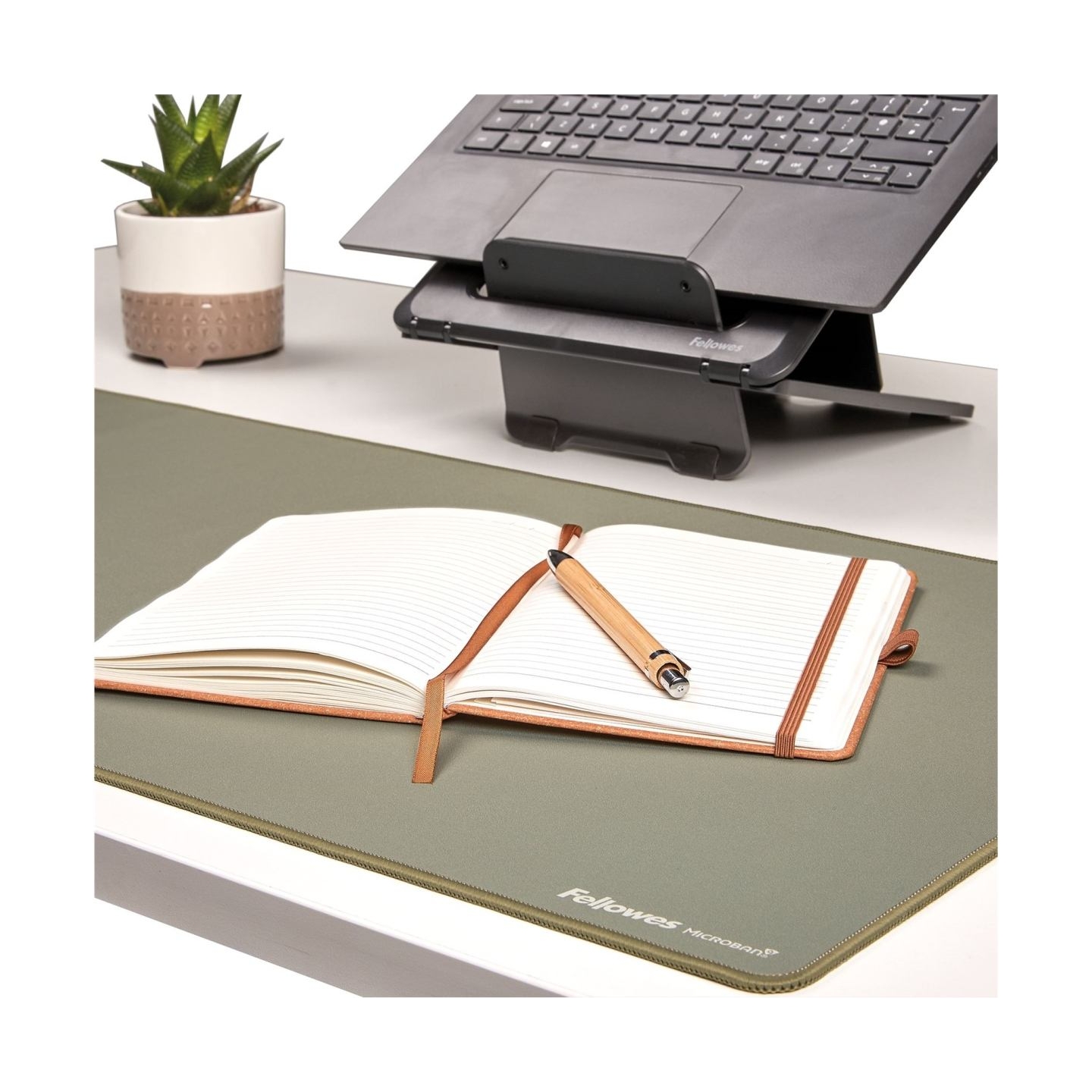 Fellowes Desk Mat | Breyta | 800 x 400 x 2.5 mm | Sage