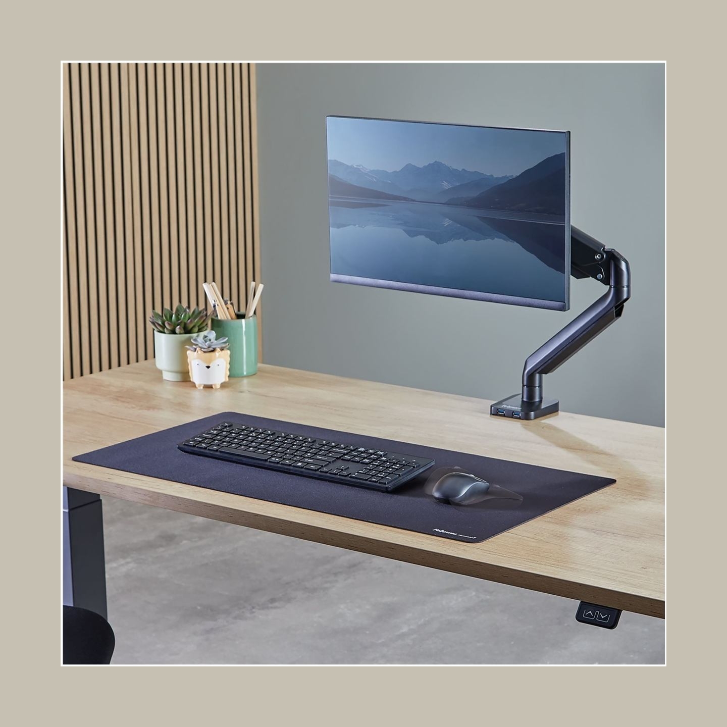 Fellowes Desk Mat | Breyta | 800 x 400 x 2.5 mm | Black