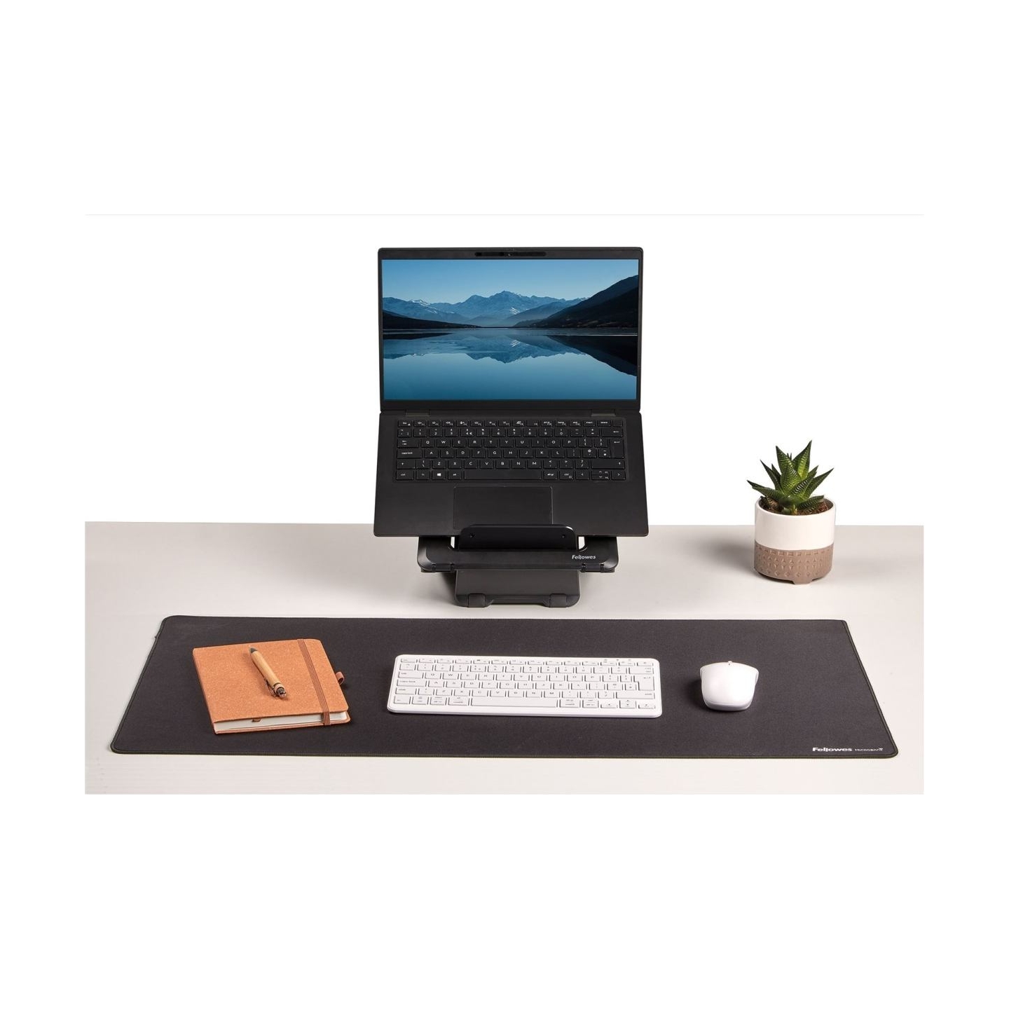 Fellowes Desk Mat | Breyta | 800 x 400 x 2.5 mm | Black