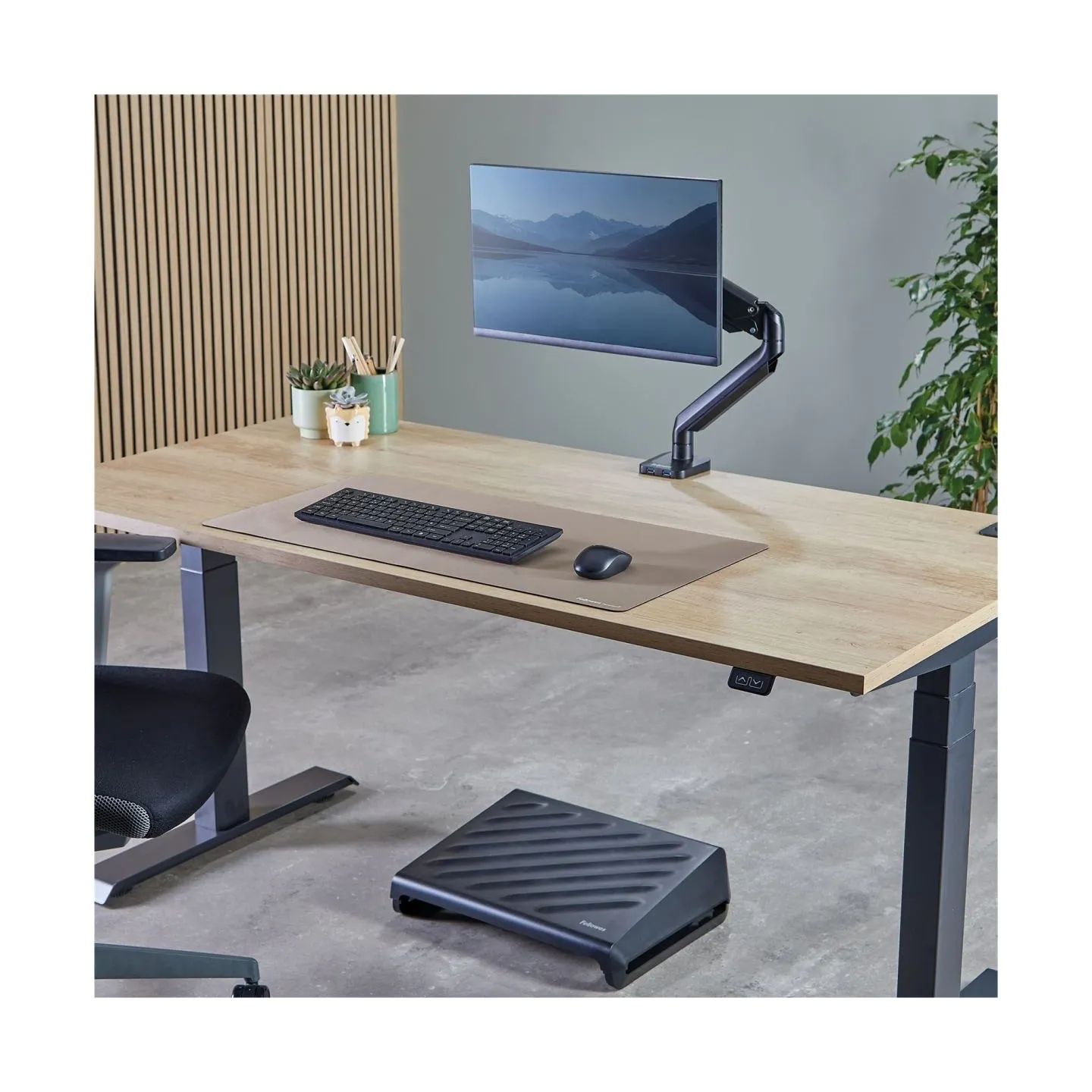 Fellowes Desk Mat | Breyta | 800 x 400 x 2.5 mm | Sand