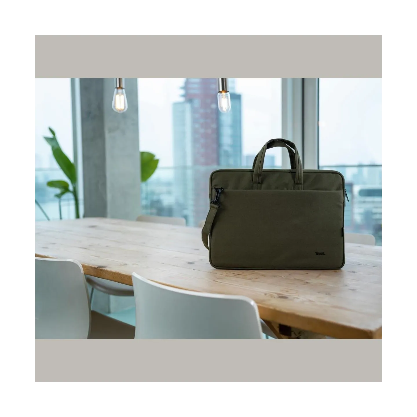 Trust NB CASE ECO 16"/GREEN 24450 TRUST