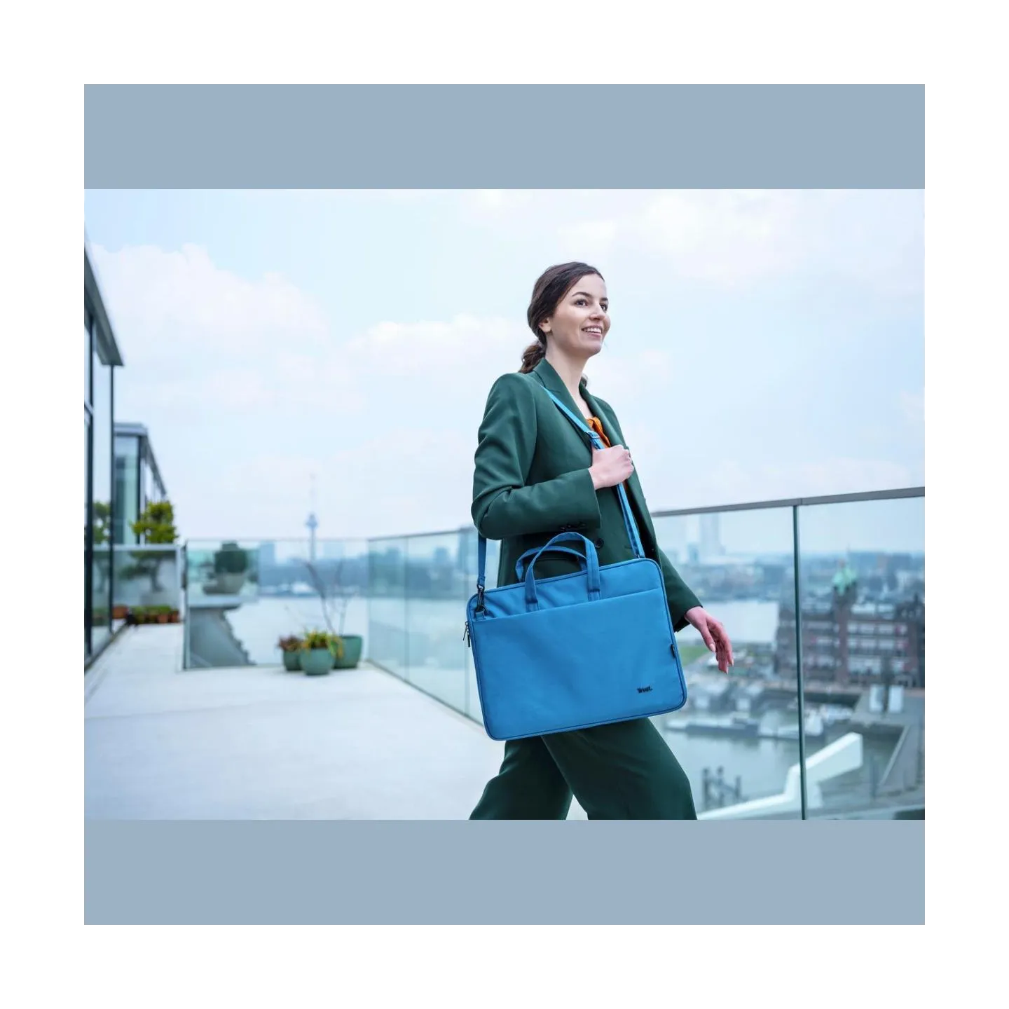 Trust NB CASE ECO 16"/BLUE 24448 TRUST
