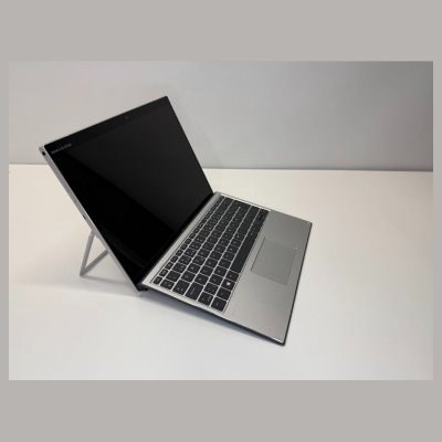 HP Renewed | Grade A | Elite x2 G8 Tablet | 13.9 " | i5-1135G7 | 8 GB | SSD | 256 GB | Intel Iris Xe Graphics | Windows 11 Pro |