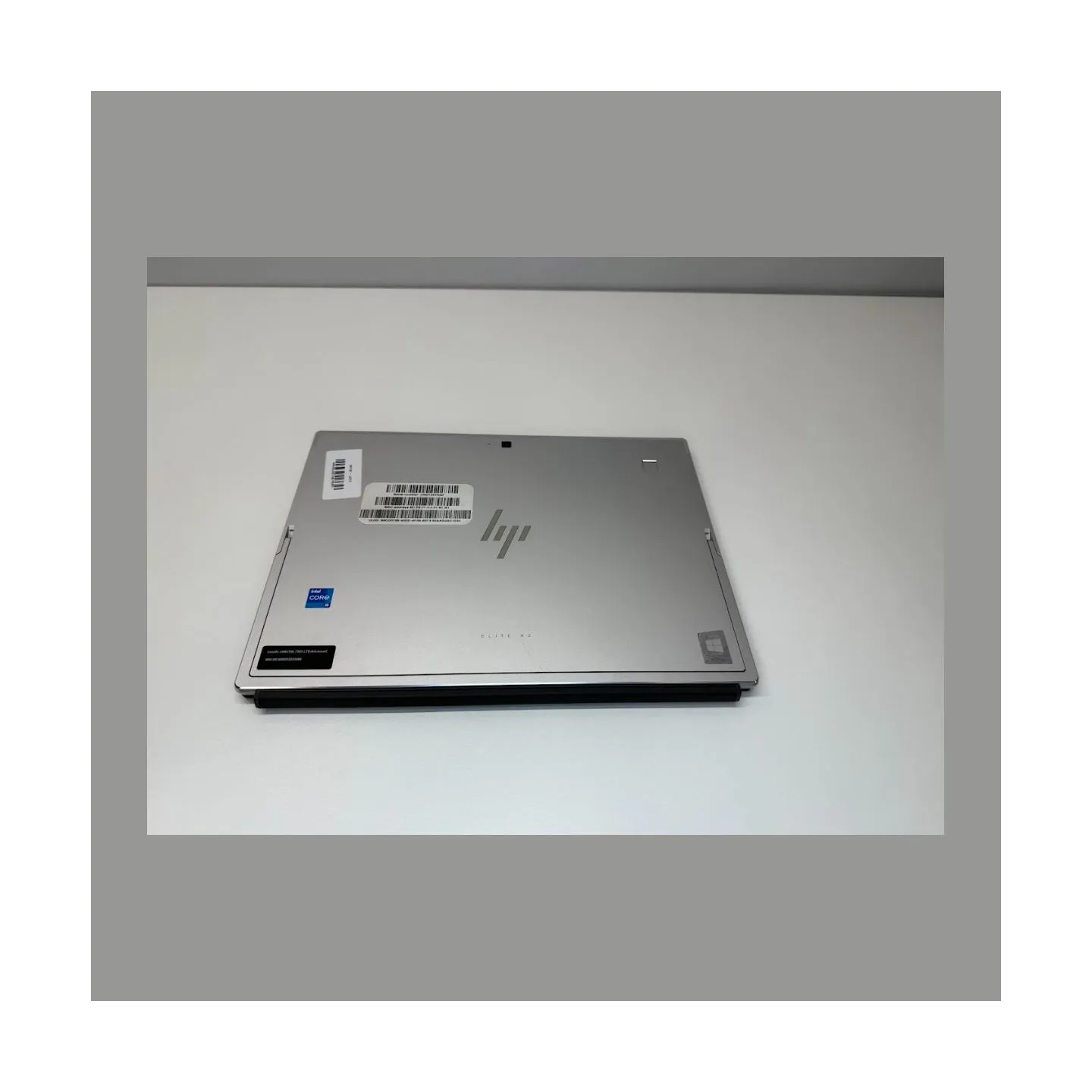 HP Renewed | Grade A | Elite x2 G8 Tablet | 13.9 " | i5-1135G7 | 8 GB | SSD | 256 GB | Intel Iris Xe Graphics | Windows 11 Pro |