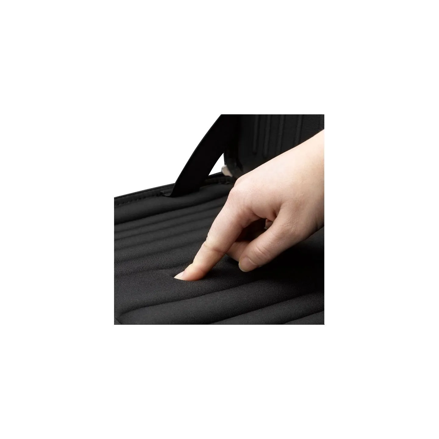 Case Logic 1244 Atttaché 16 QNS-116 Black