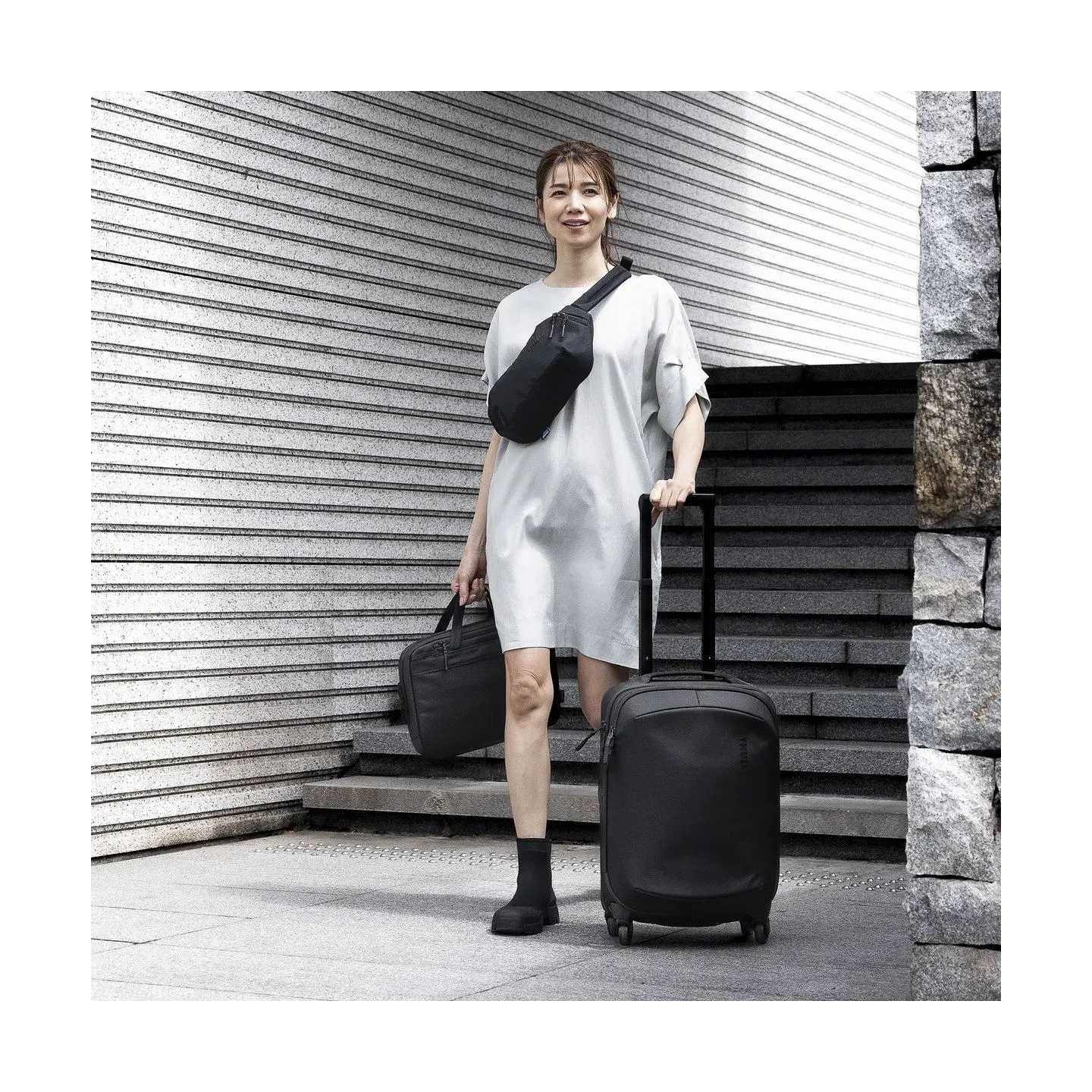 Thule 5033 Subterra 2 Attache 14" Black
