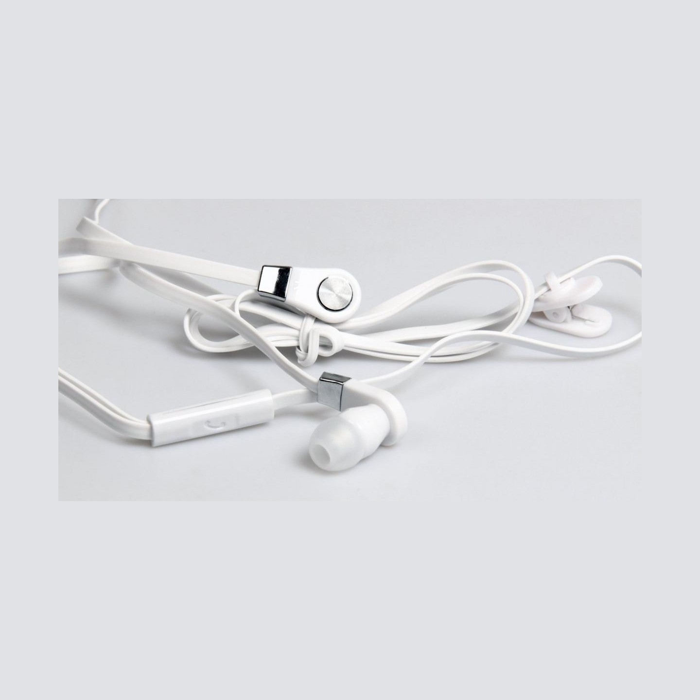 Media-Tech MT3556W MagicSound DS-2 White