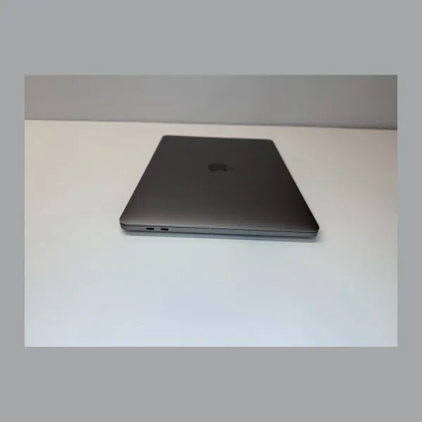 Apple Renewed | Grade A | MacBook Pro (2020) | 13.3 " | i5-8257U | 8 GB | SSD | 256 GB | Intel Iris Plus Graphics 645 | macOS | 