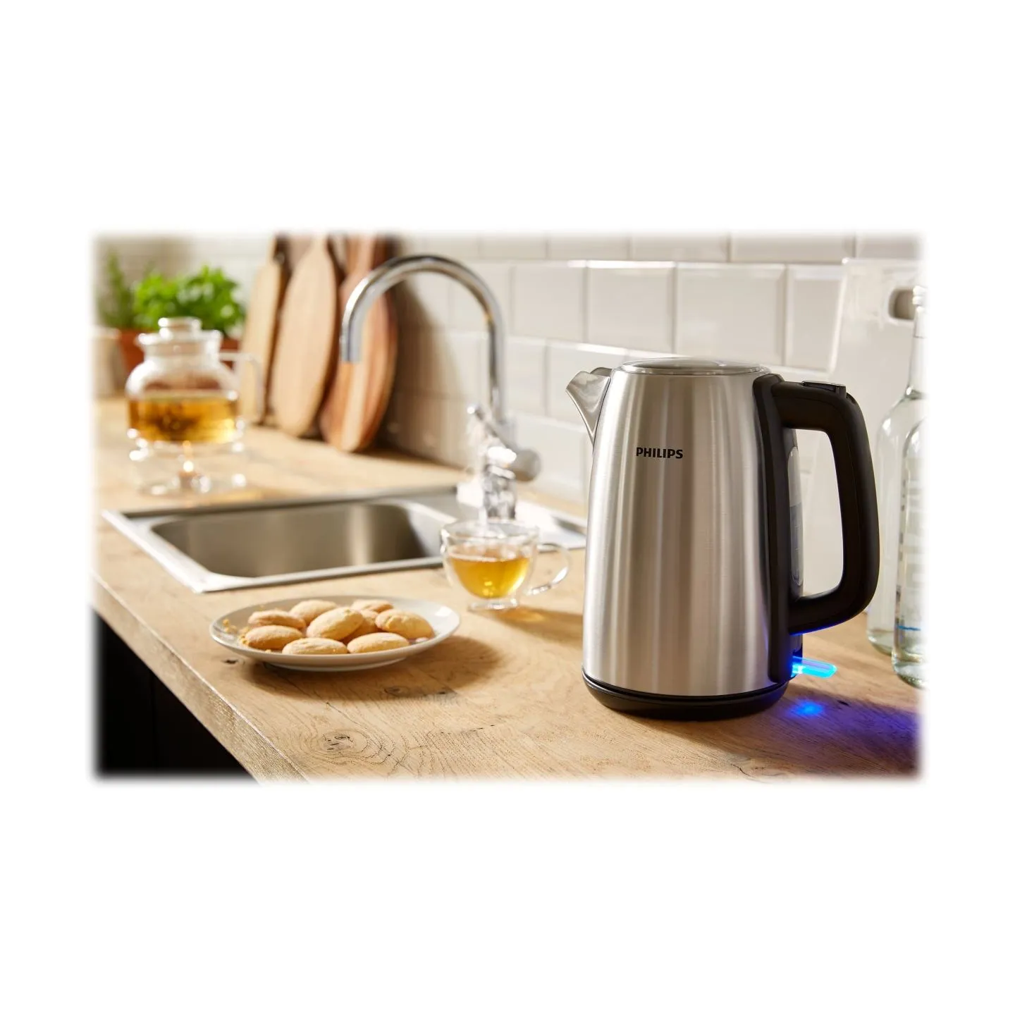 Philips Viva Collection Kettle HD9351/90, 1,7l, Light indicator, Metal / HD9351/90