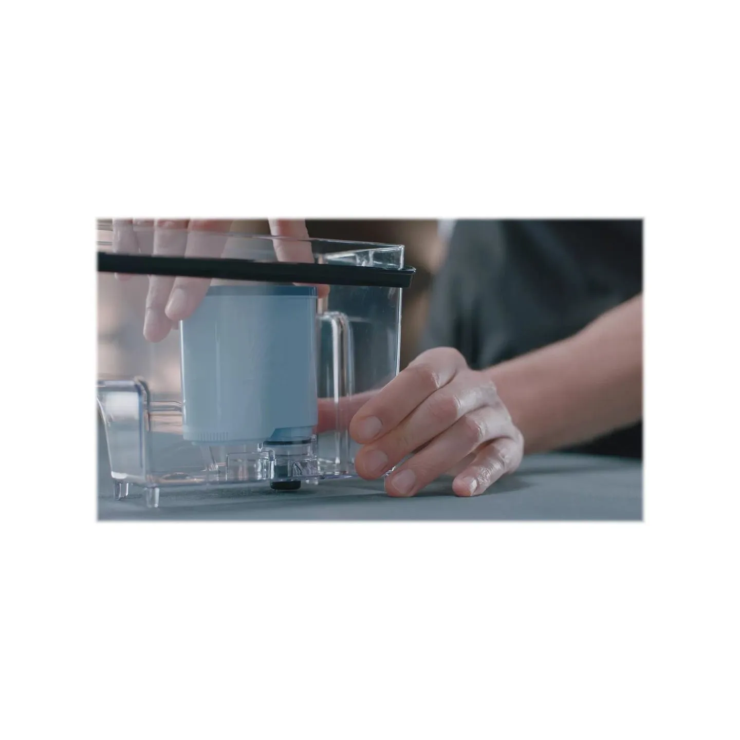 Philips Calc and Water filter CA6903/22 Same as CA6903/01 No descaling up to 5000 cups* / CA6903/22