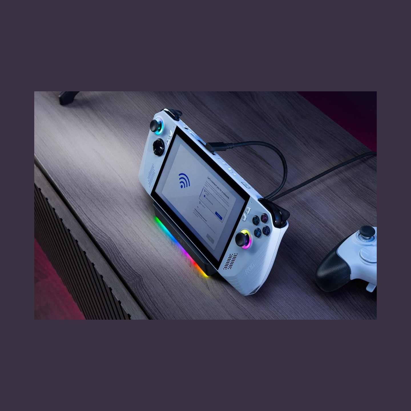 Razer | Handheld Dock Chroma - USB Type C 6-in-1 Docking Station