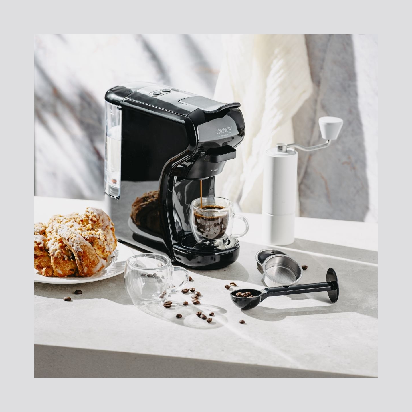 Camry Multi-capsule espresso machine | CR 4414bb | Pump pressure 19 bar | Capsule | 1450 W | Black