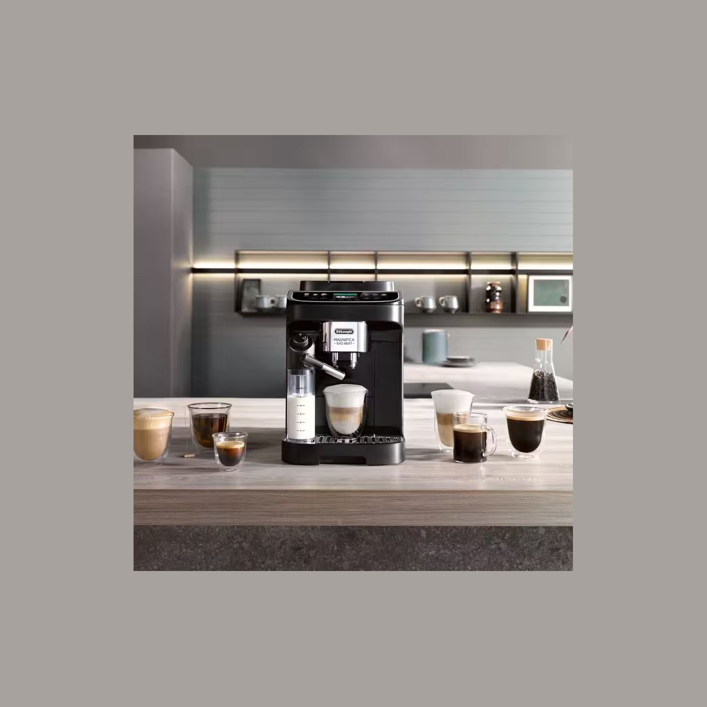 Delonghi Coffee maker | Magnifica Evo | Pump pressure 15 bar | Built-in milk frother | Automatic | 1450 W | Black