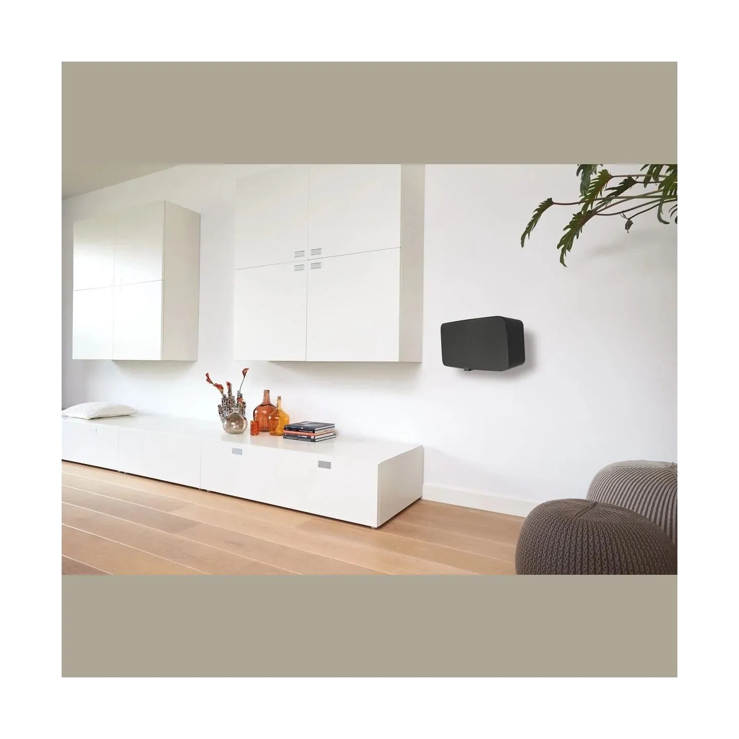 Vogels | Wall mount | SOUND 3205 Speaker Wall Mount | Tilt | Maximum weight (capacity) 6.5 kg | Black