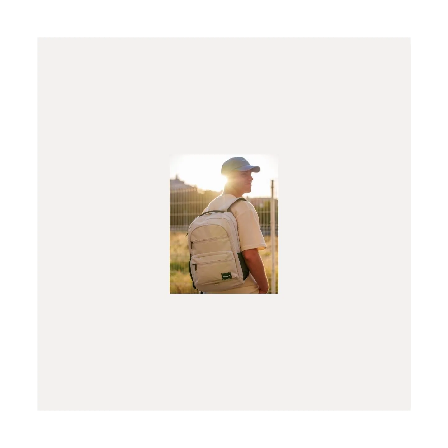Targus 15.6" OCTAVE III BACKPACK OXFORD TAN