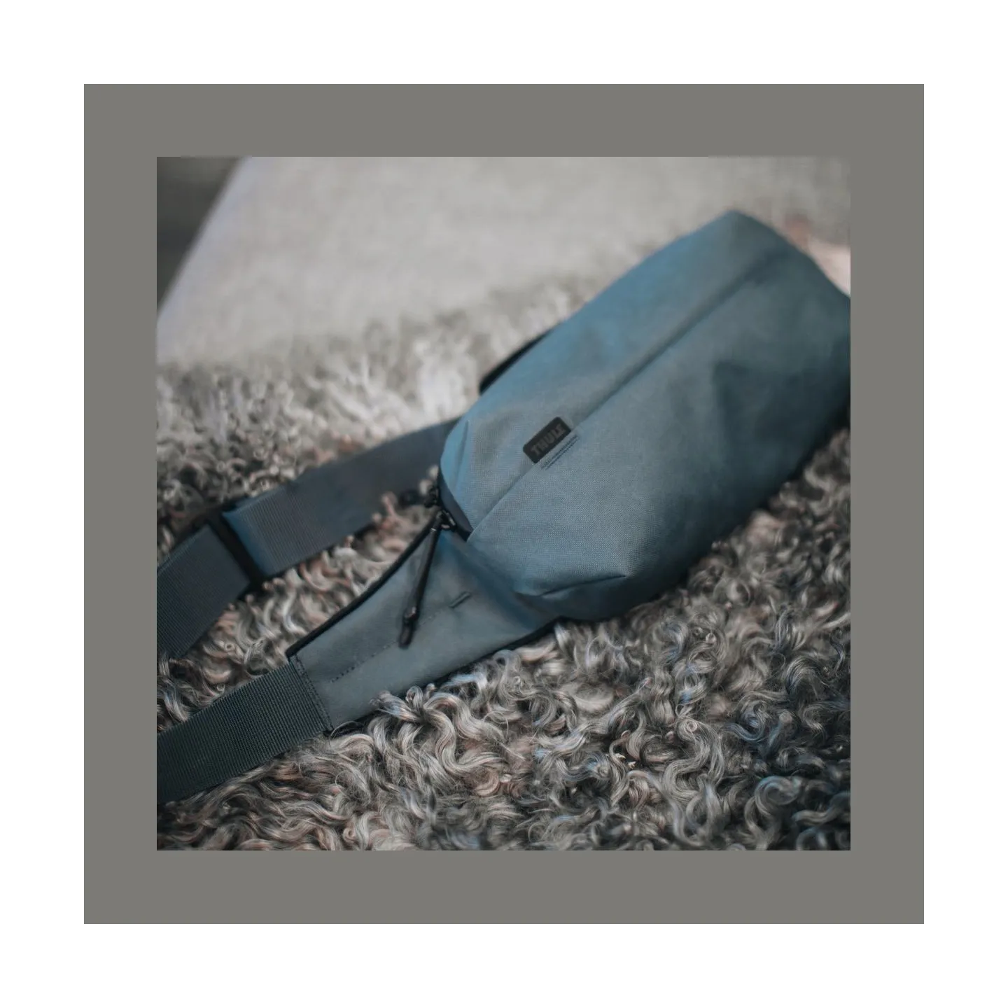 Thule | TASB-102 Aion | Sling Bag | Bag | Dark Slate | Waterproof