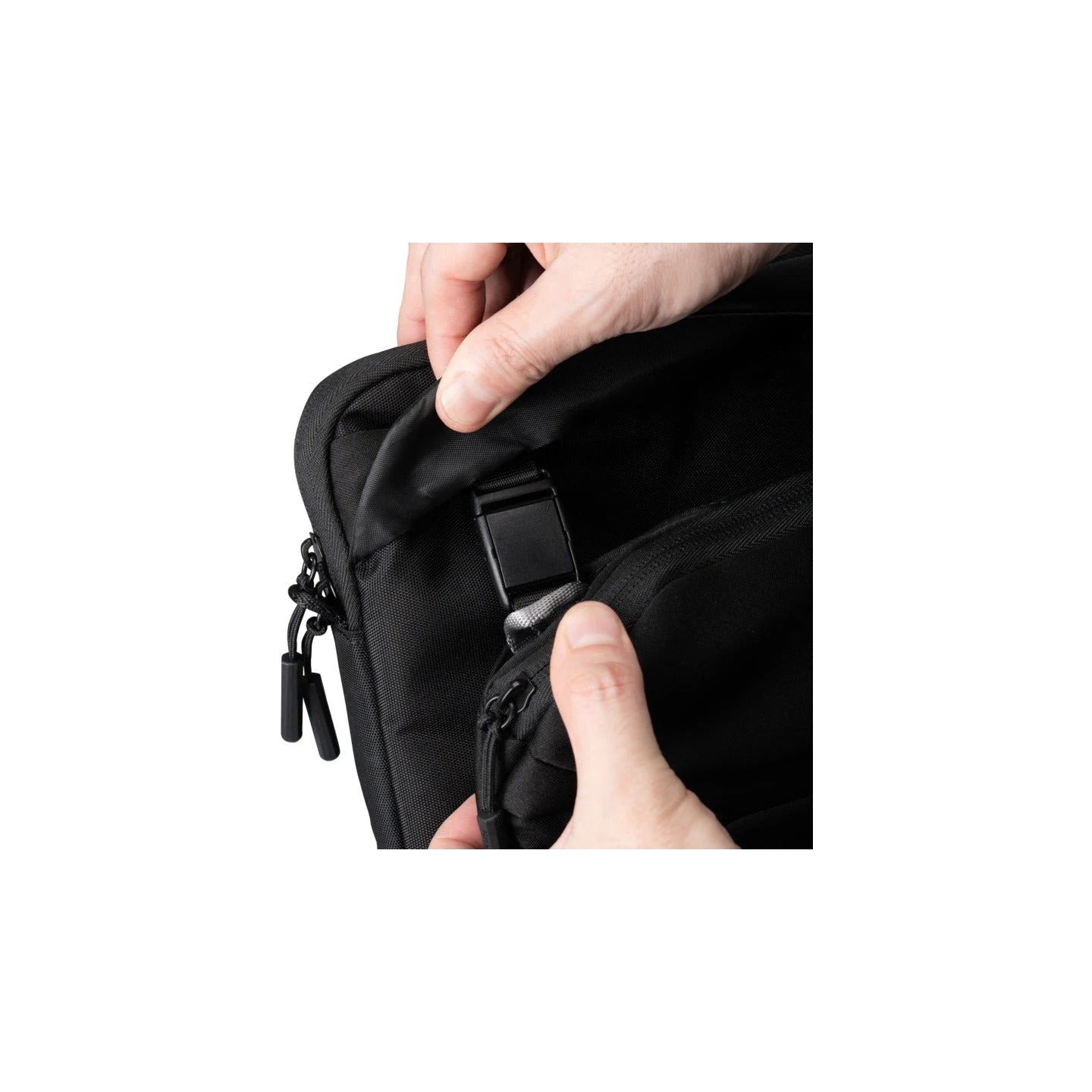 Targus WORK 14" 3-IN-1 TECH BRIEF, BLACK
