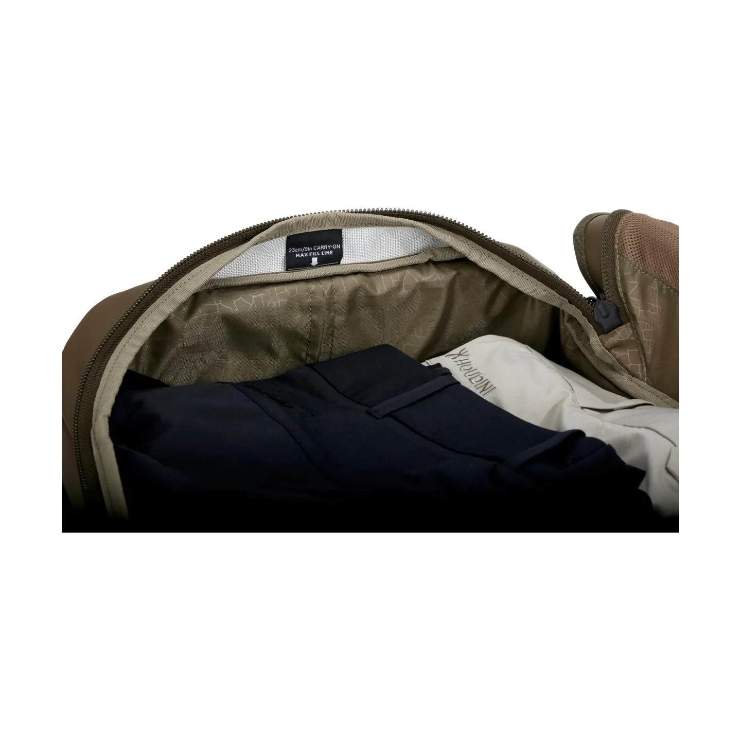 Thule Chasm | Carry-on luggage | Deep Khaki | Waterproof