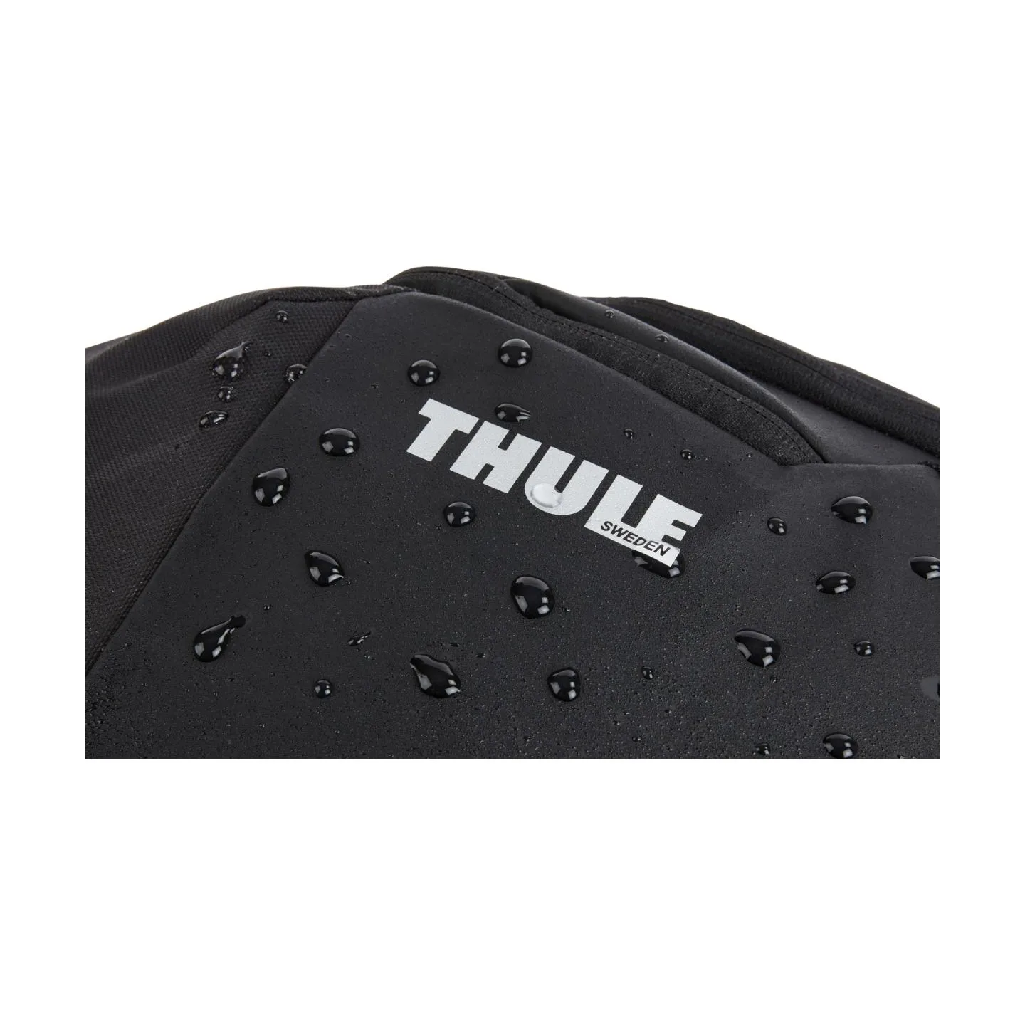 Thule | Backpack 26L | Chasm | Fits up to size 16 " | Laptop backpack | Waterproof | Black
