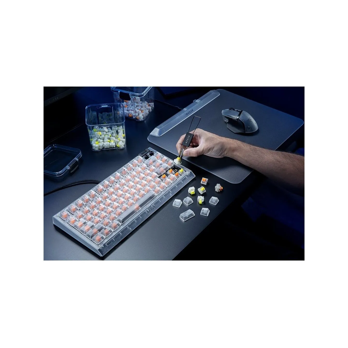 Razer Hot-swappable Mechanical Gaming Keyboard | BlackWidow V4 75% | Gaming Keyboard | Wired | US | Razer Mechanical Switches (T