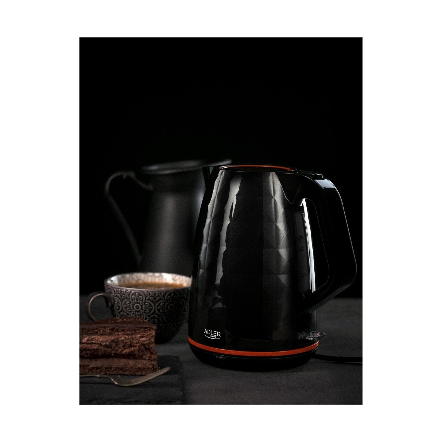 Adler | Kettle | AD 1277 | Standard | 2200 W | 1.7 L | Plastic | 360° rotational base | Black