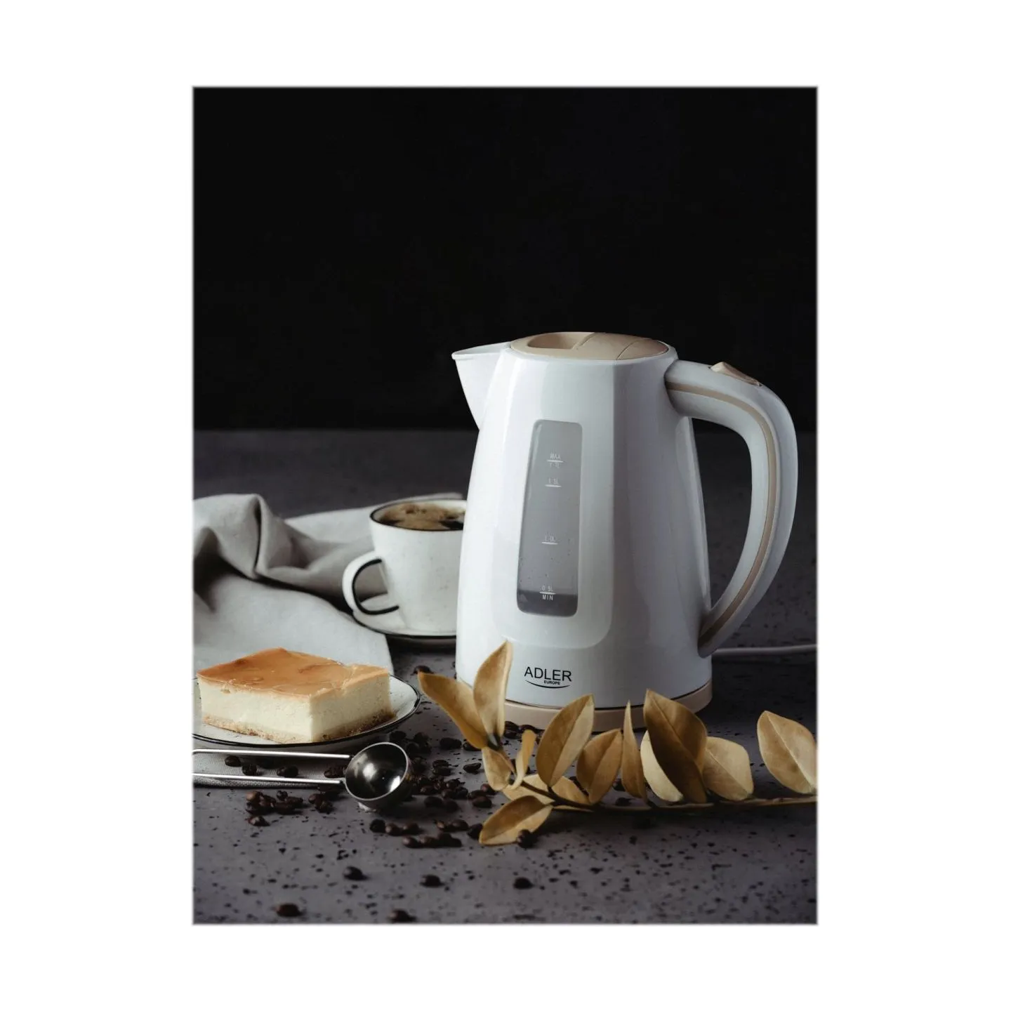 Adler | Kettle | AD 1264 | Standard | 2200 W | 1.7 L | Plastic | 360° rotational base | White